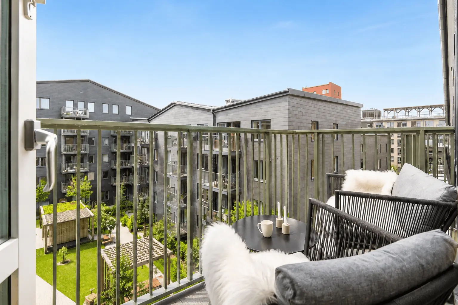 Apartment, Norra Parkpromenaden 37, Täby, Sverige, Täby. Photo 1 of 11