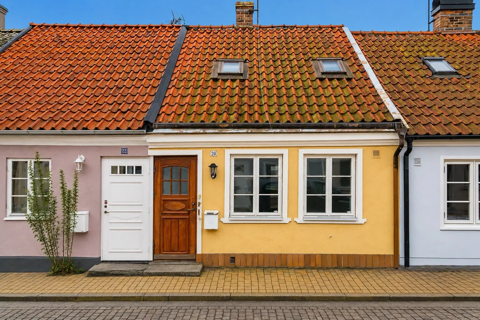 Villa, Kvarntorget 35/Bytaregatan 20, Landskrona. Bild 1 av 26