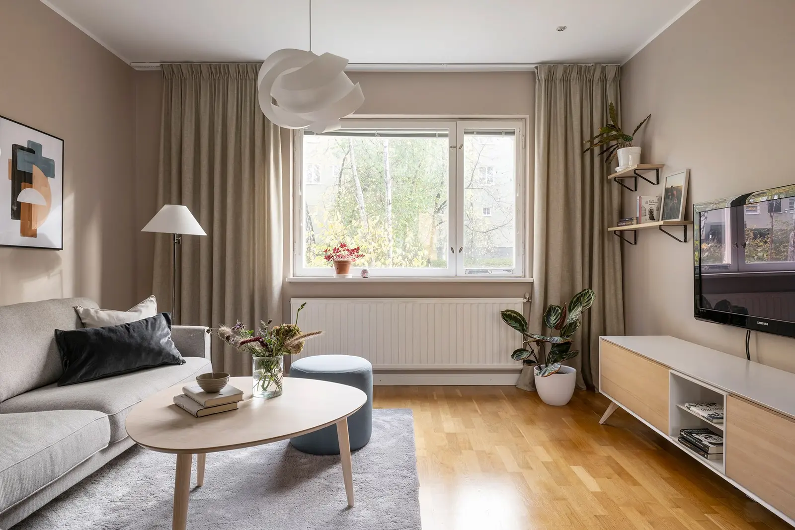 Apartment, Cedergrensvägen 47, Stockholm. Photo 1 of 40