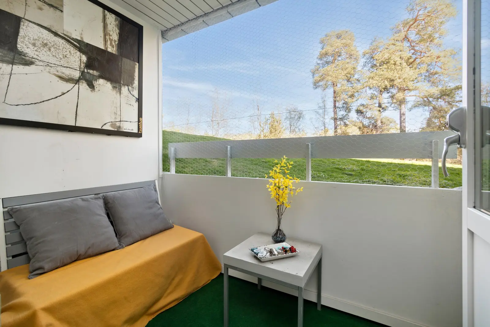 Lägenhet, Lötsjövägen 47, Sundbyberg. Bild 1 av 21