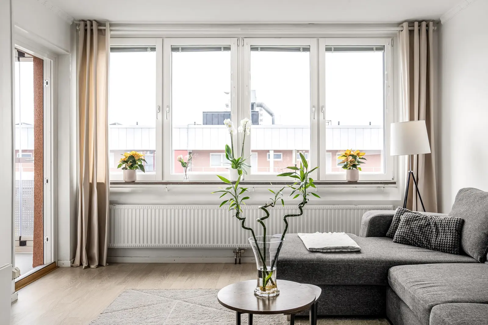 Apartment, Sibbarpsgränd 39, Stockholm. Photo 1 of 30