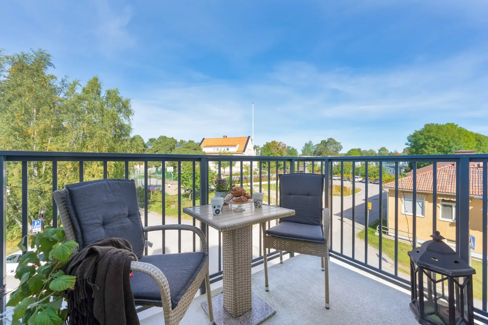 Apartment, Härnevi Skolväg 9B, Upplands-Bro. Photo 1 of 27