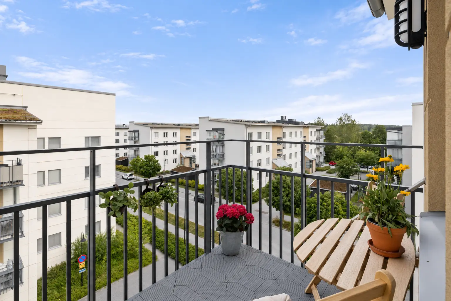 Lägenhet, Siklöjevägen 10, Tyresö. Bild 1 av 16