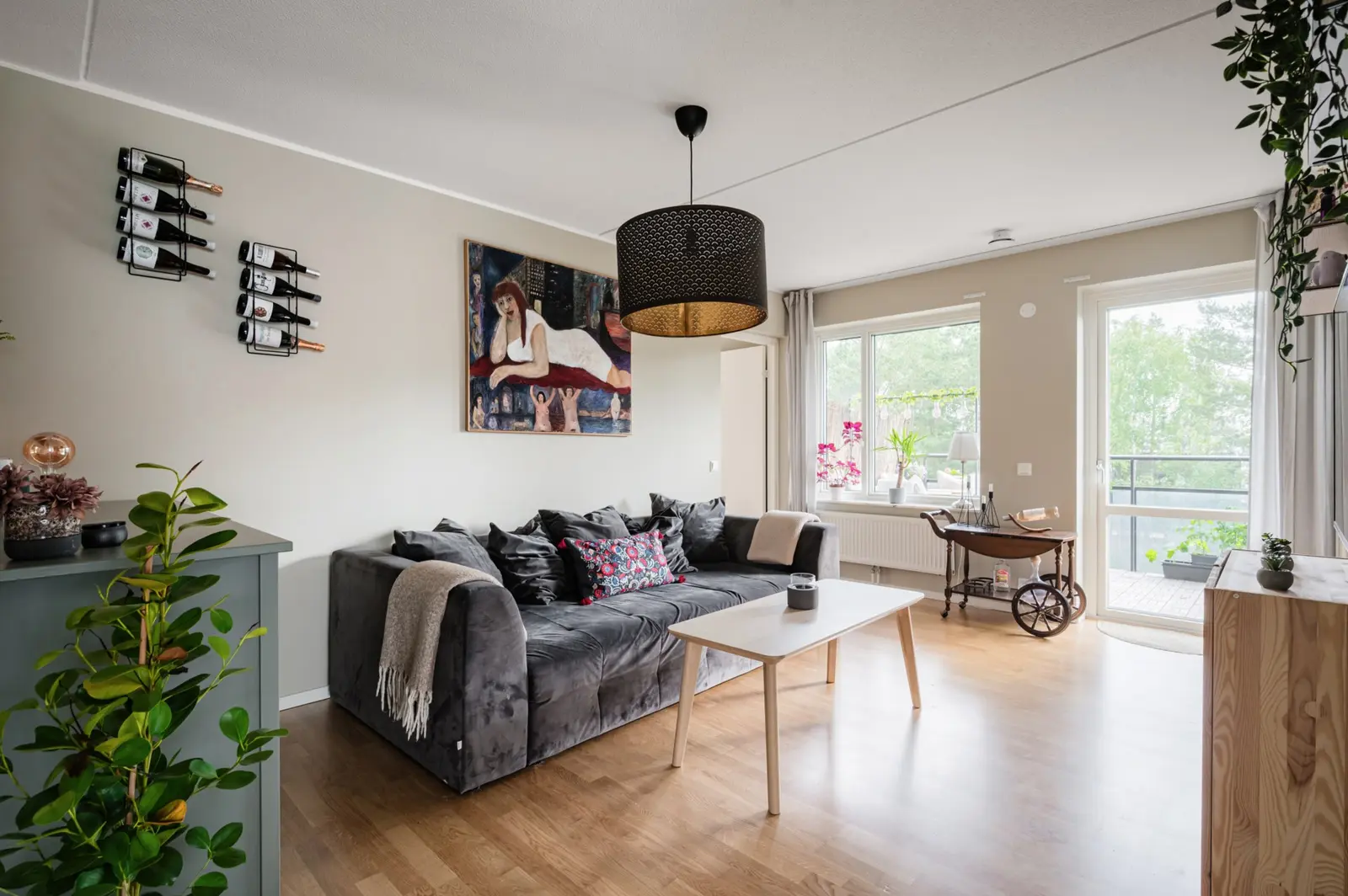Apartment, Hjärtstensvägen 11, Upplands-Bro. Photo 1 of 24