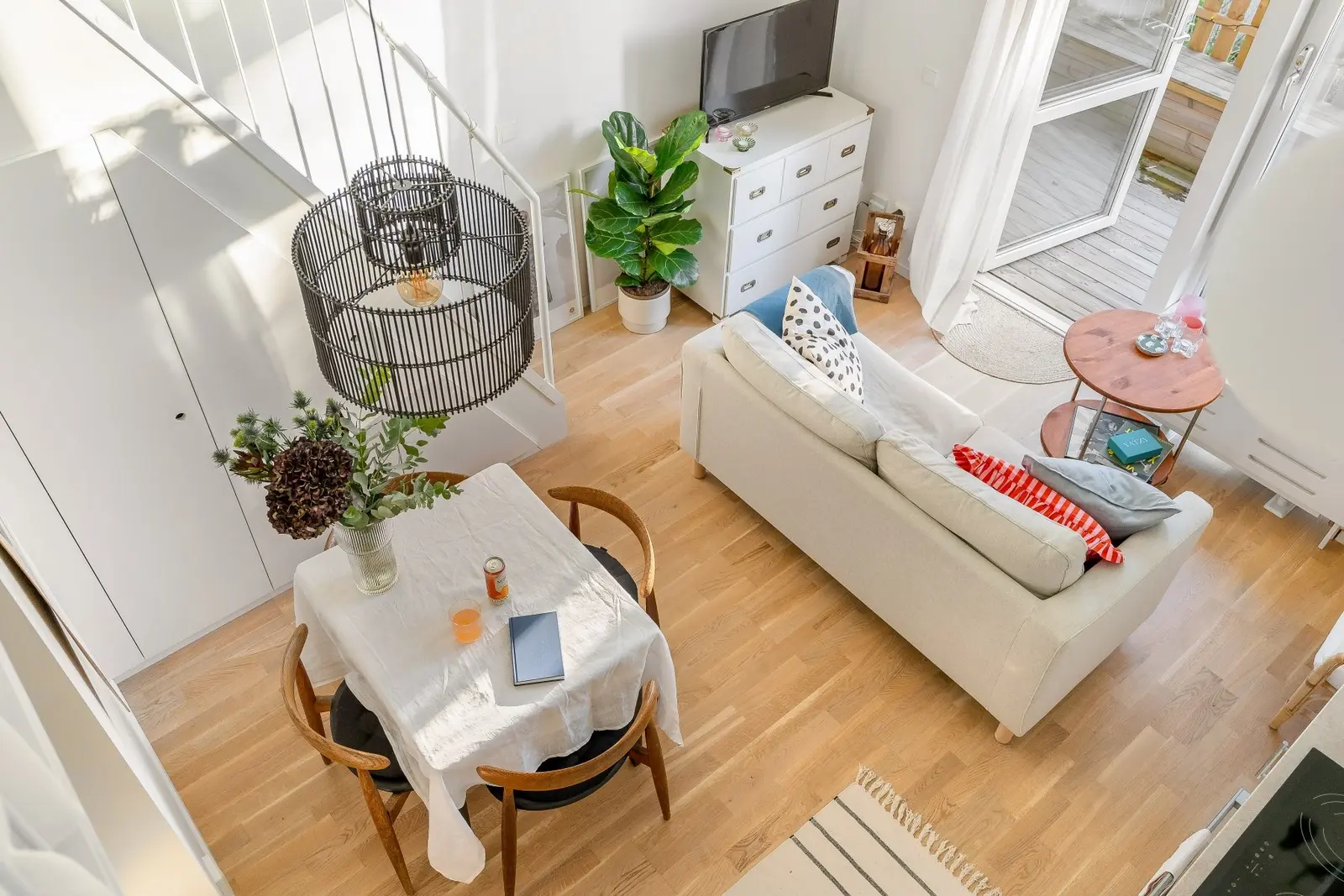 Apartment, Russinvägen 3, Stockholm. Photo 1 of 40