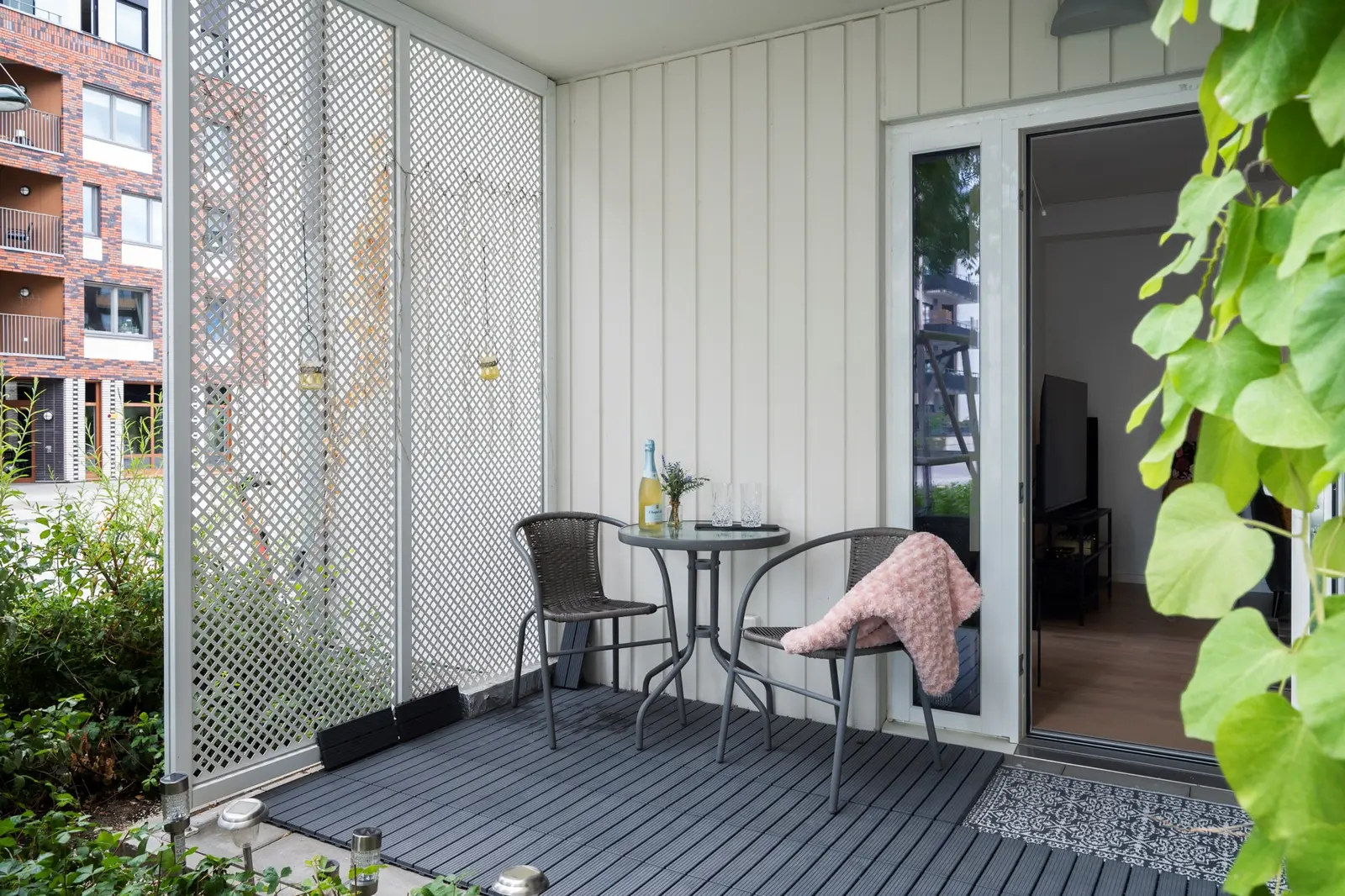 Lägenhet, Lilla Varvsgatan 21E, Malmö. Bild 1 av 27