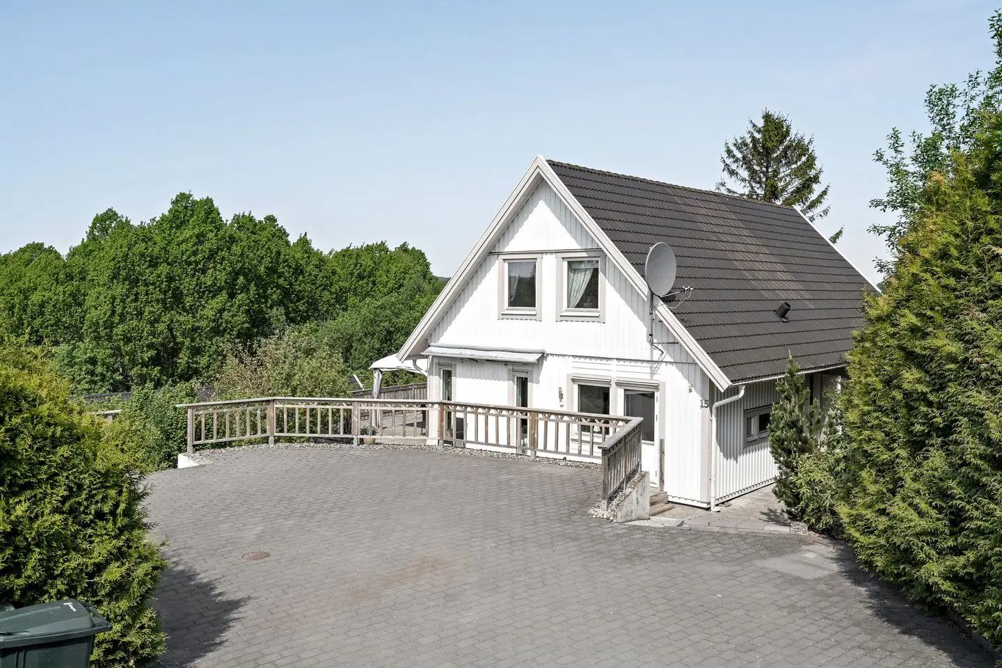 Villa, Ströms vinkelväg 15, Göteborg. Bild 1 av 28