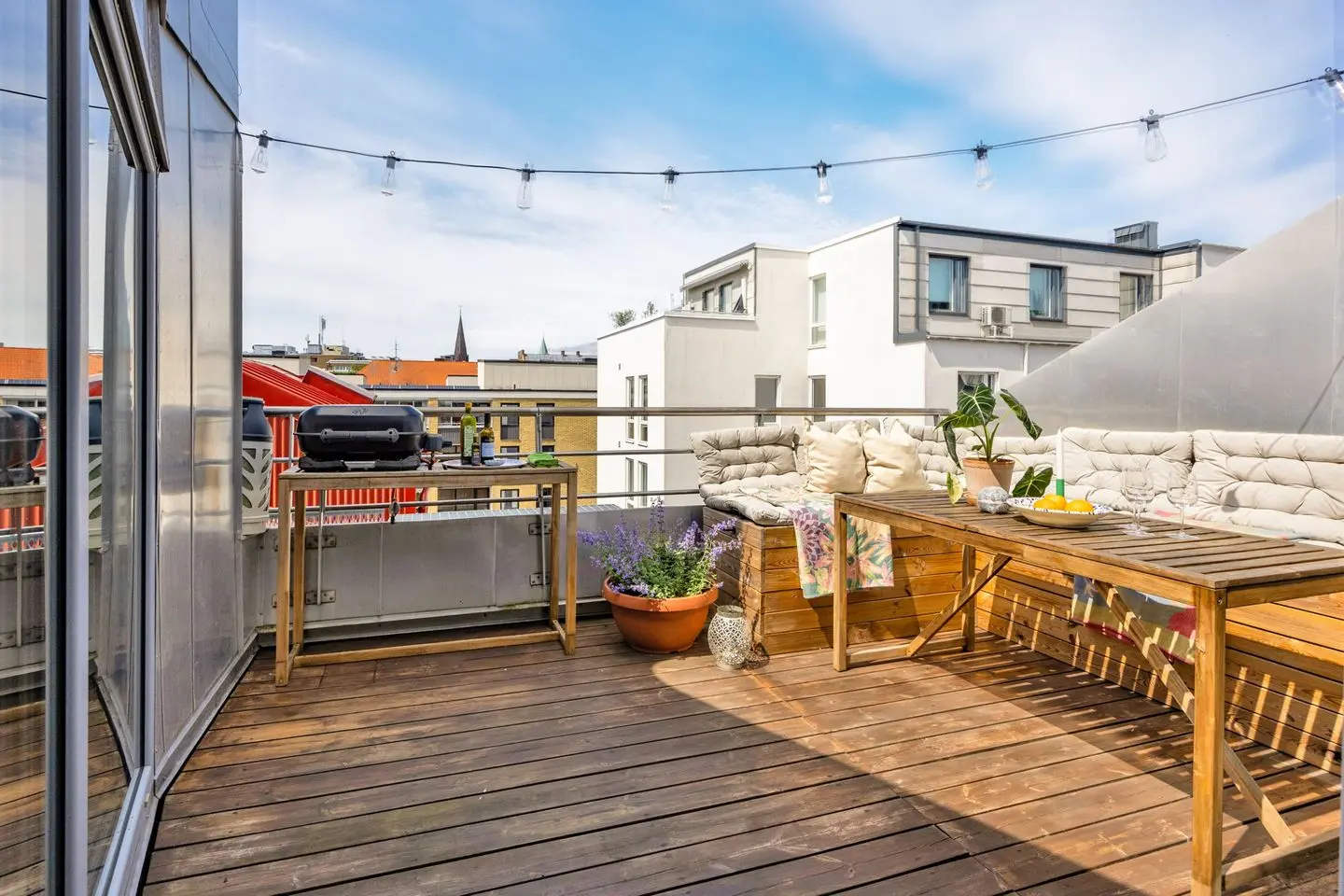 Bild 1 av 30 på Stora Trädgårdsgatan 6B