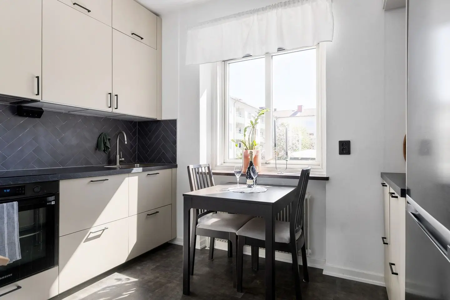 Lägenhet, Marbogatan 4A, Göteborg. Bild 1 av 26