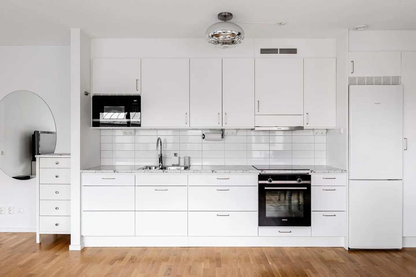 Lägenhet, Gubbe-Lars Väg 4, Göteborg. Bild 1 av 22