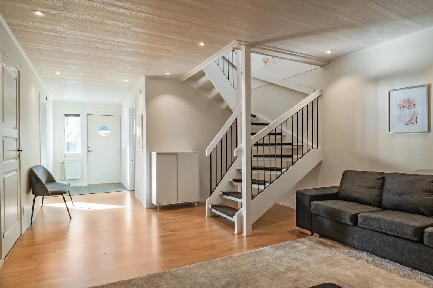 Villa, Fjällbruden 240, Göteborg. Bild 1 av 30