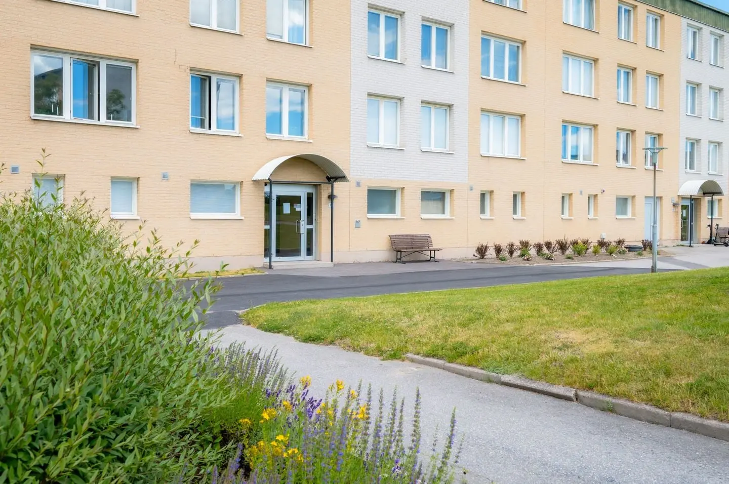 Lägenhet, Frösängsvägen 78, Oxelösund. Bild 1 av 25