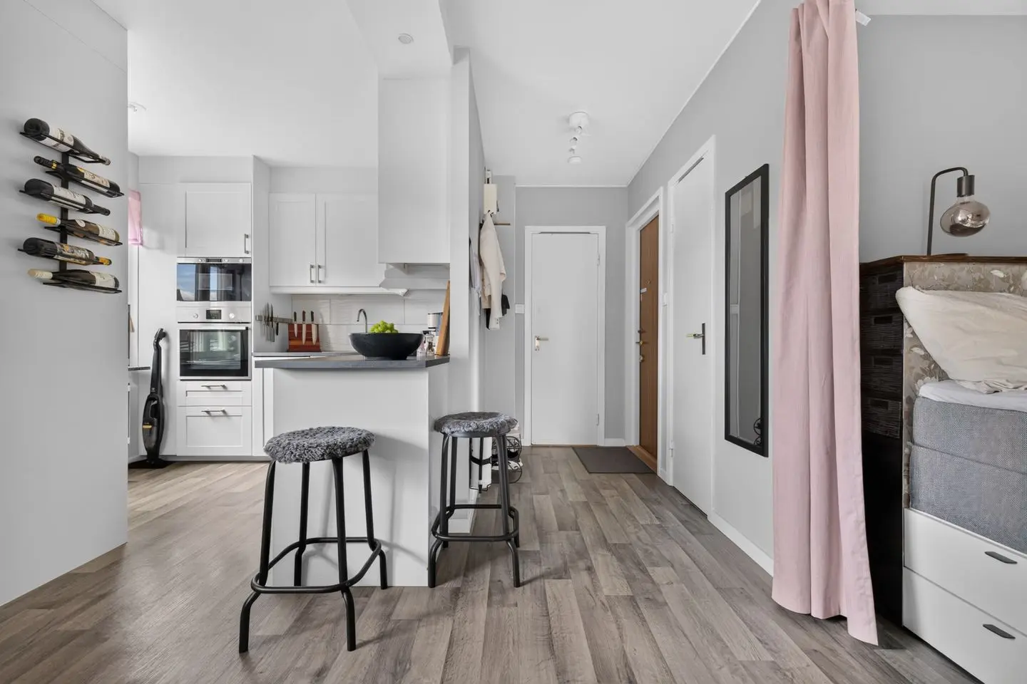 Apartment, Hjälmarvägen 7, Örebro. Photo 1 of 18