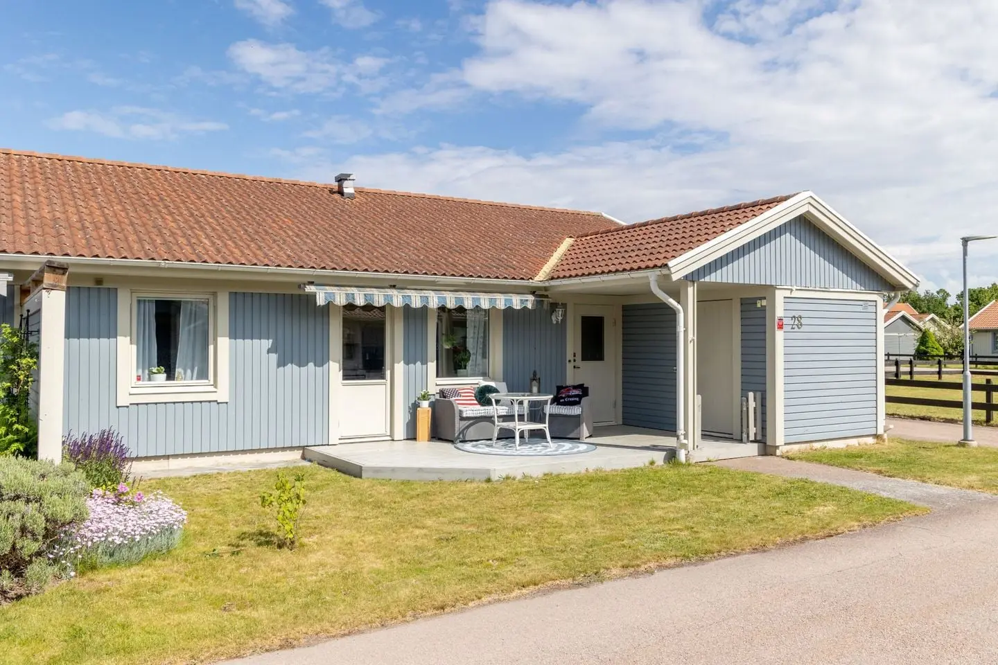 Lägenhet, Smittegårdsvägen 28, Mönsterås. Bild 1 av 32