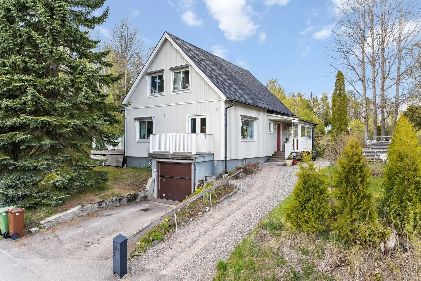 Image 1 of 40 of Rönnvägen 10