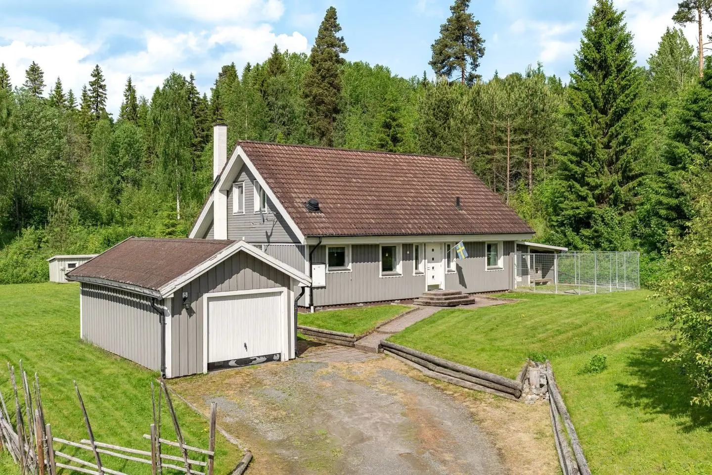 Bild 1 av 32 på Ripvägen 5