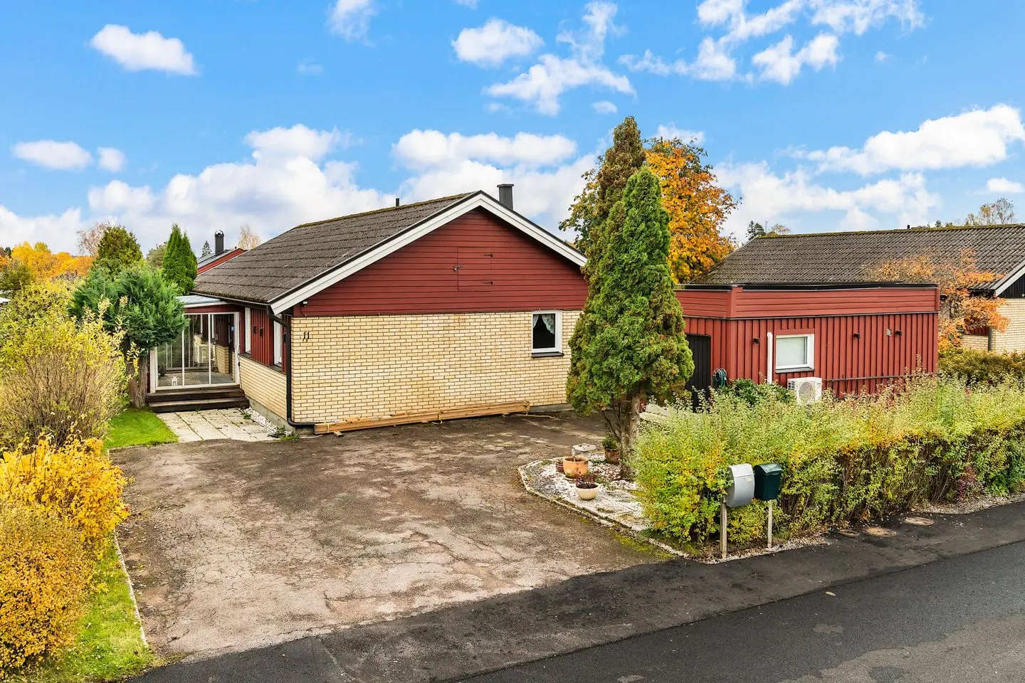 Bild 1 av 37 på Baldersgatan 11