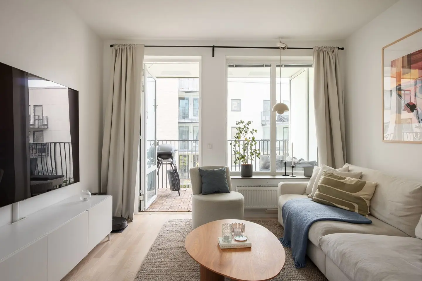 Apartment, Kabelverksgatan 46, Stockholm. Photo 1 of 37