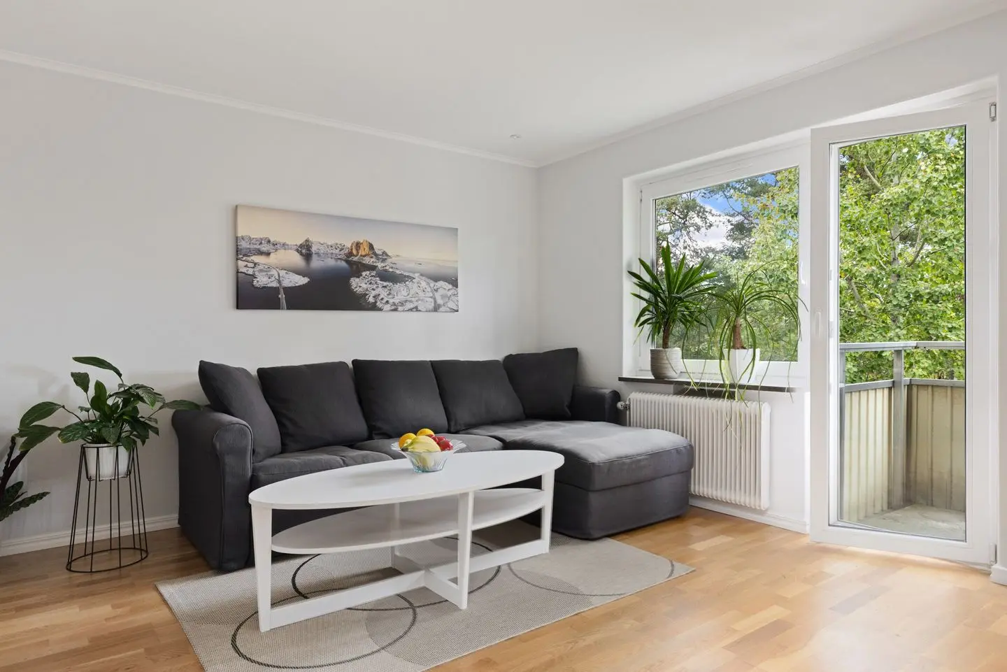 Apartment, Skebokvarnsvägen 205, Stockholm. Photo 1 of 33