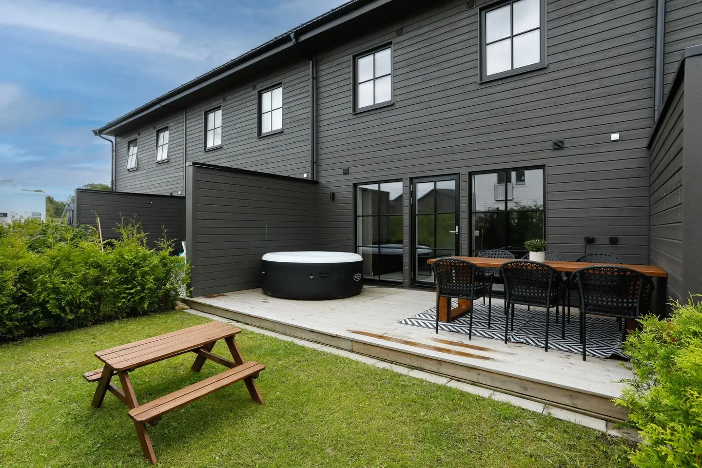 Image 1 of 40 of Inspelsgatan 2C