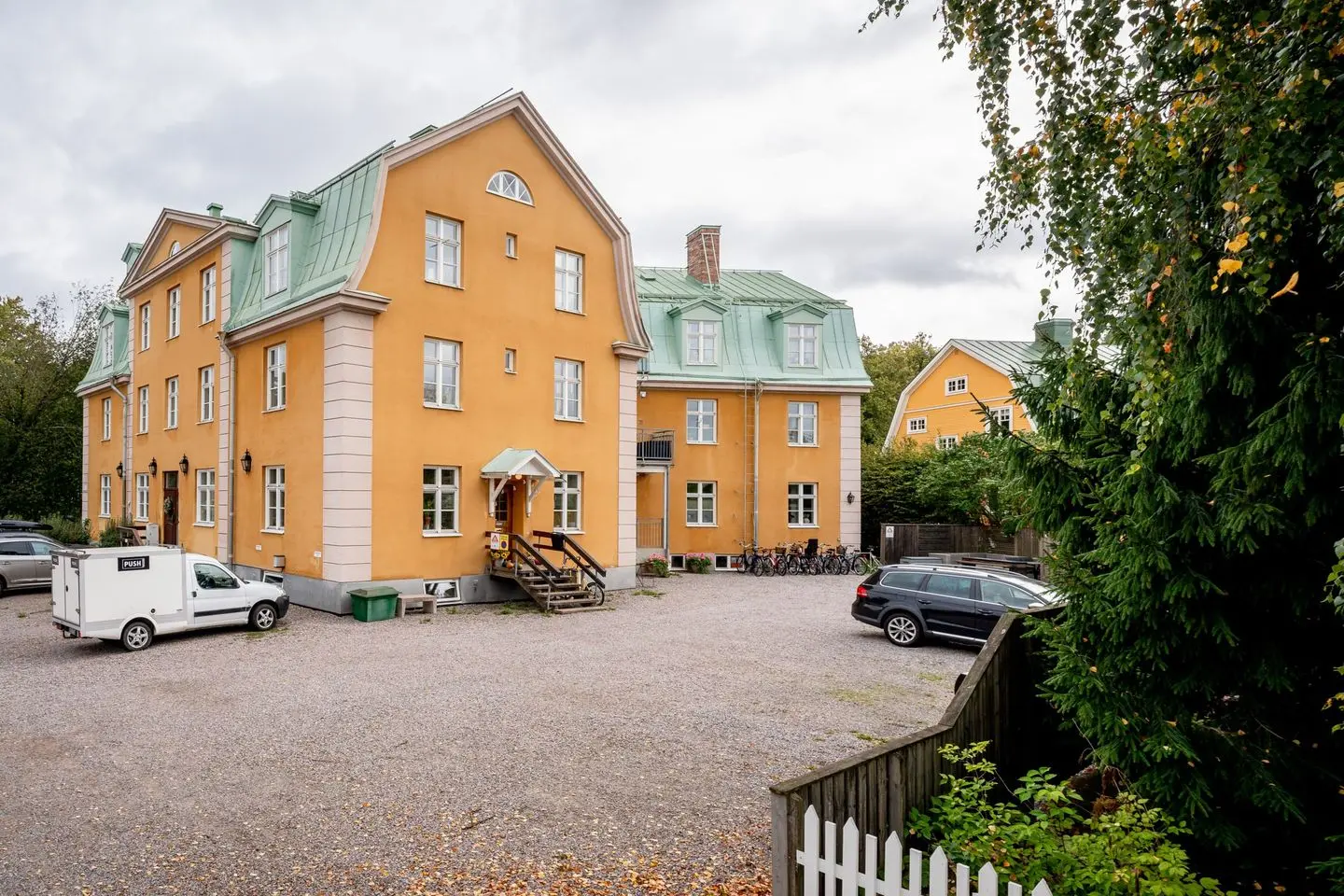 Image 1 of 26 of Gustavsgatan 6