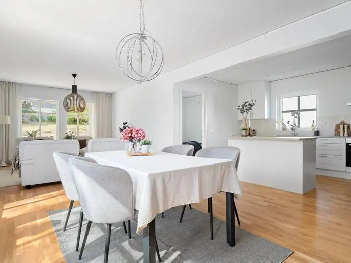 Villa, Båtsmansvägen 23A. Bild 1 av 20