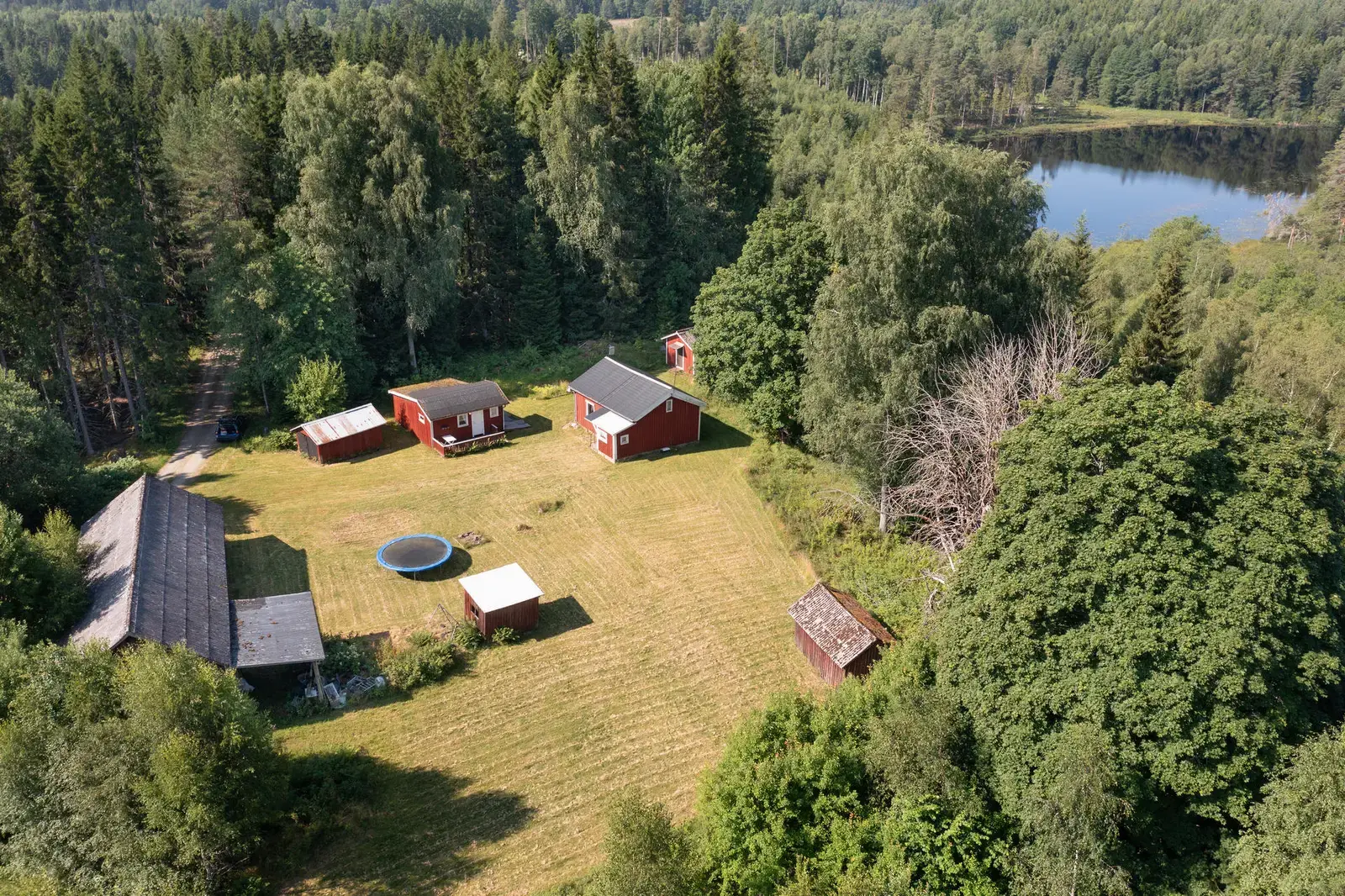 House, Fjäll Skaterud, Bengtsfors. Photo 1 of 20
