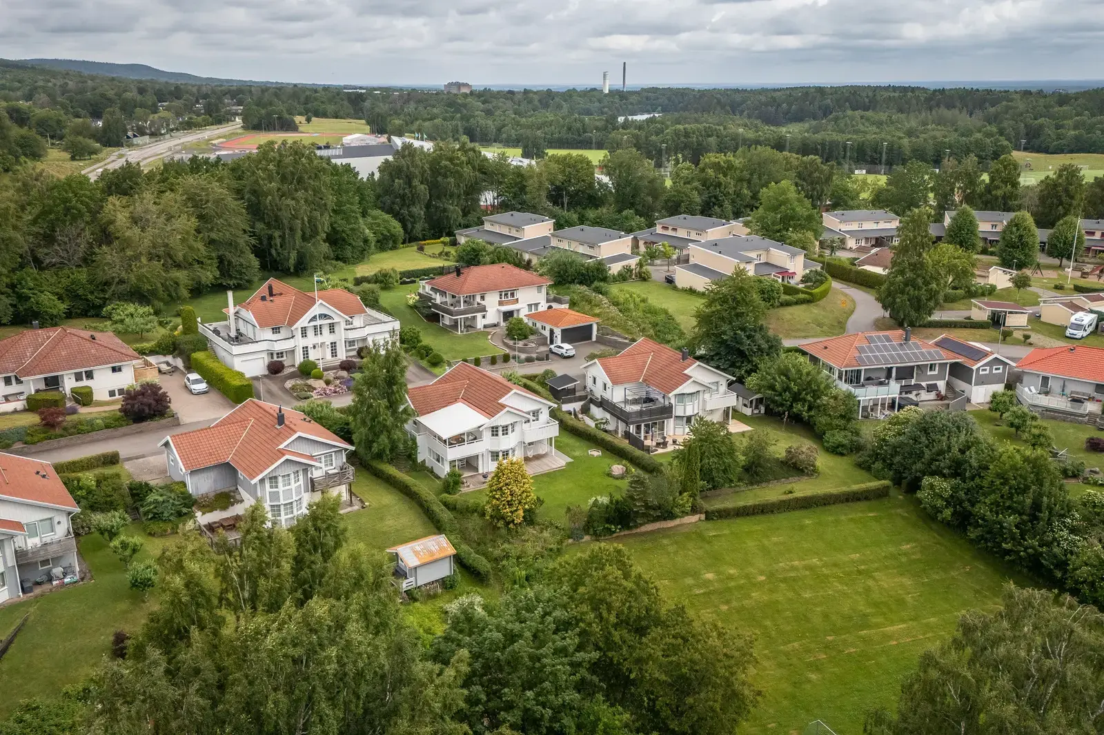 Villa, Frostagårdsvägen 19, Skövde. Bild 1 av 13