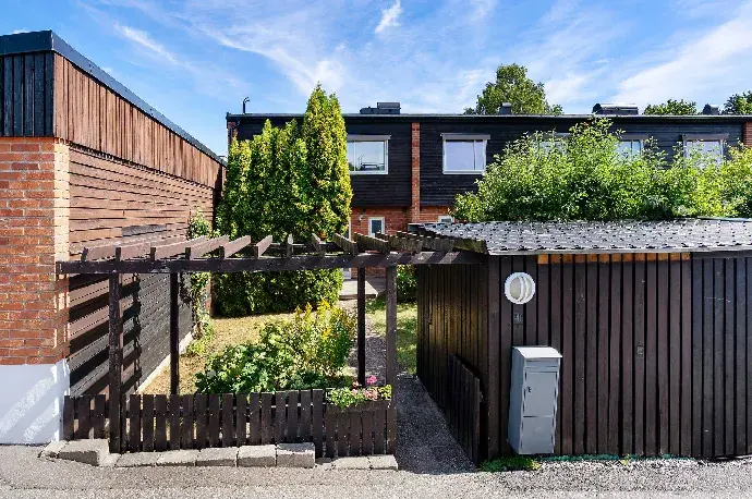 House, Västergöksvägen 41, Vällingby. Photo 1 of 39