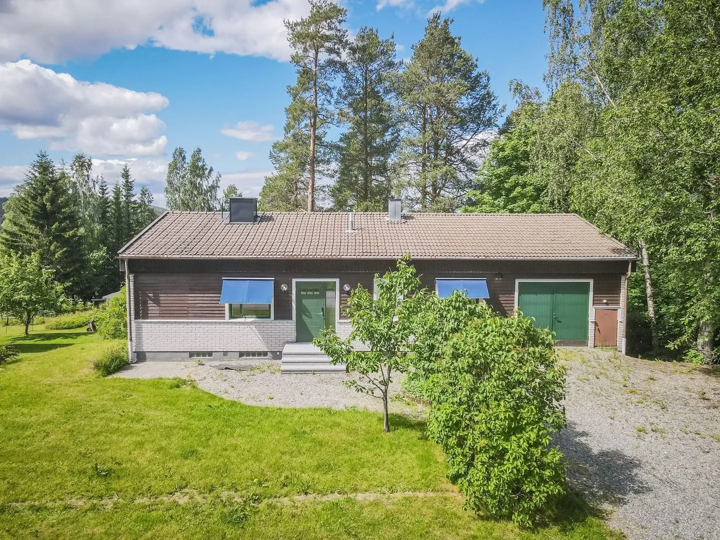 House, Carlgrensvägen 2, Örnsköldsvik. Photo 1 of 32