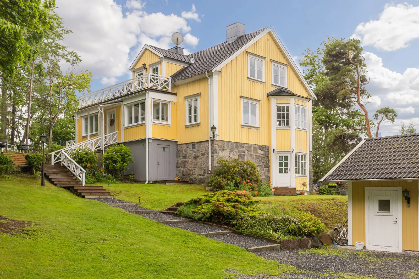 Bild 1 av 22 på Vasavägen 2A