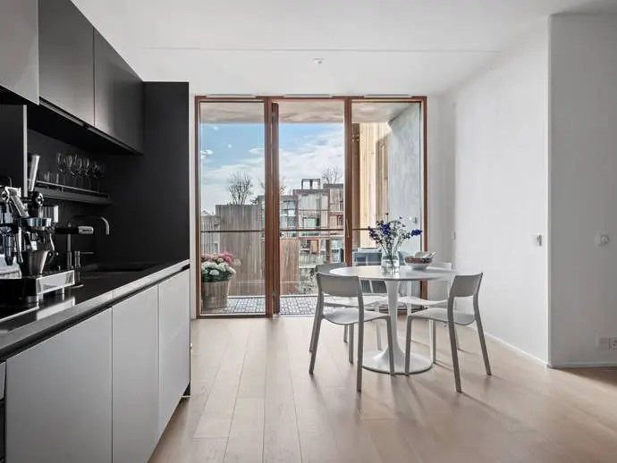 Apartment, Sandhamnsgatan 75F. Photo 1 of 20