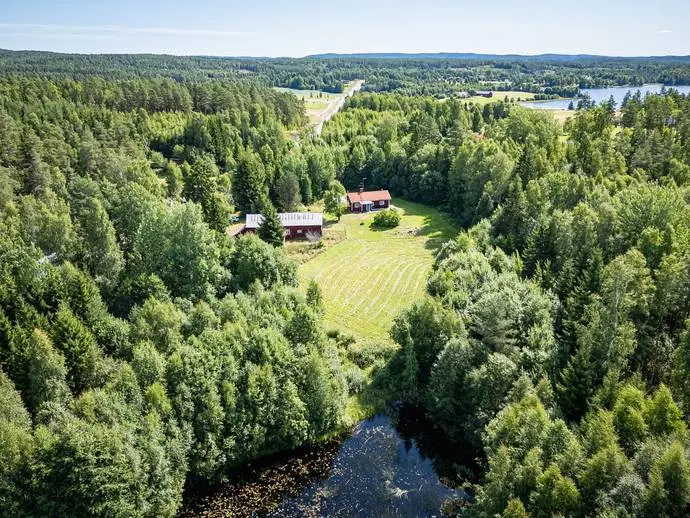 Bild 1 av 20 på Speke Västra Bostället 1