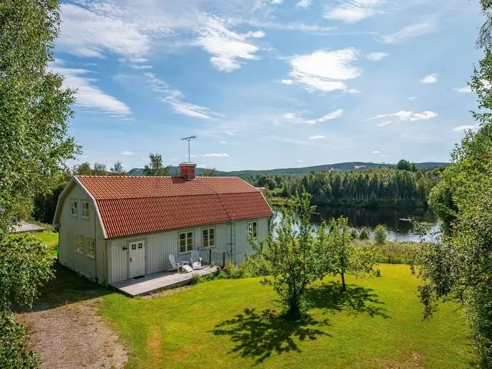 Image 1 of 20 of Bruksvägen 21