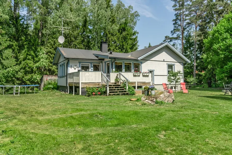 Bild 1 av 12 på Mellanvägen 23