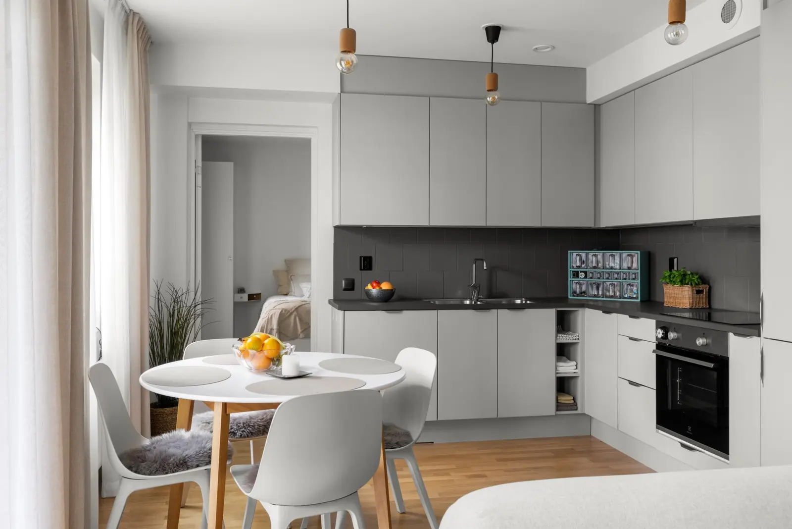 Lägenhet, Bollmorabacken 17, Tyresö. Bild 1 av 20