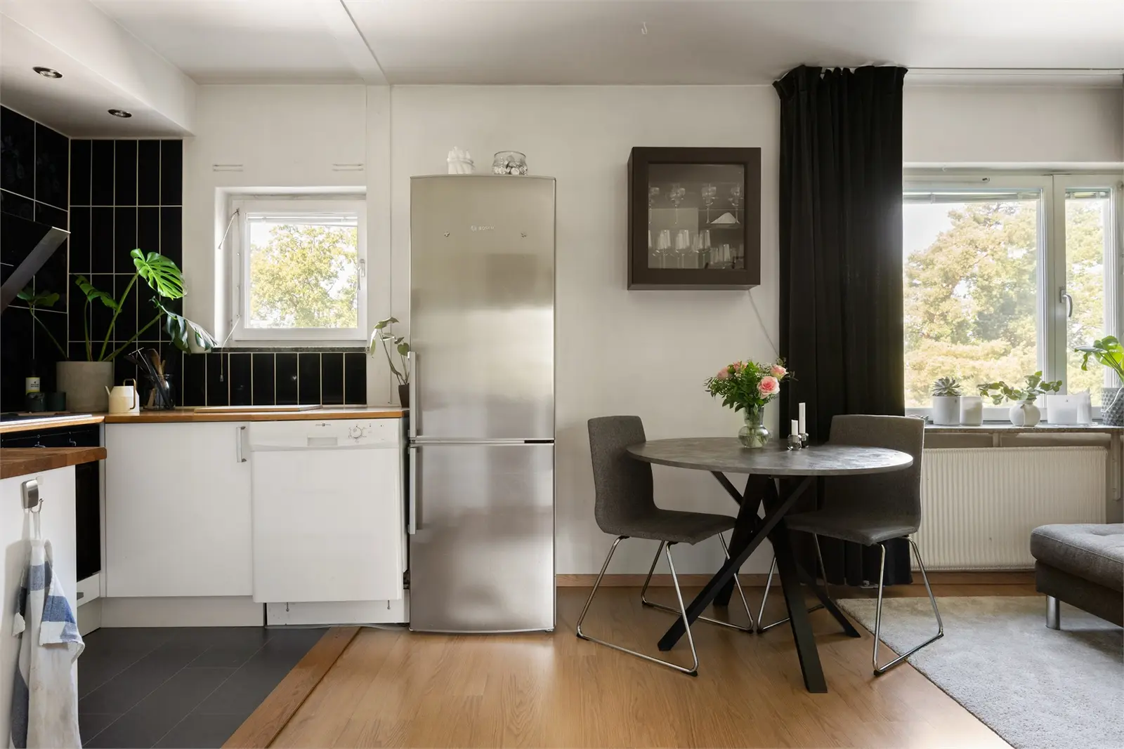 Apartment, Doktor Widerströms gata 60, 2 tr. Photo 1 of 11