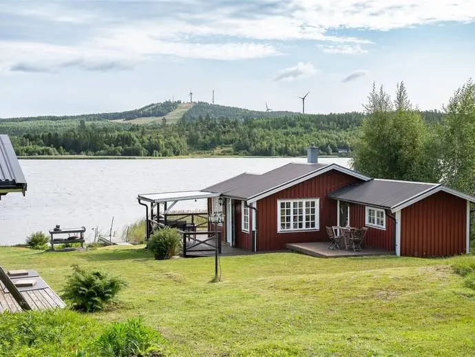 Image 1 of 20 of Fällöviken 135