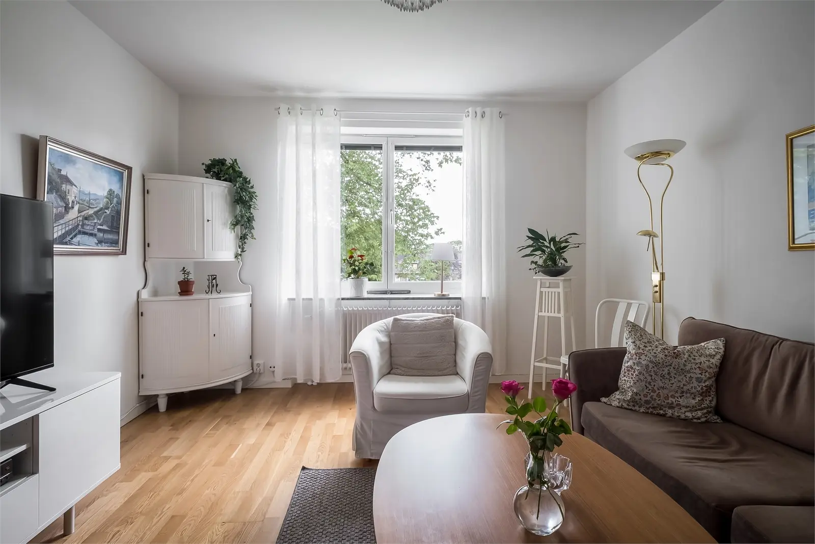 Lägenhet, Arrendatorsvägen 2B. Bild 1 av 20