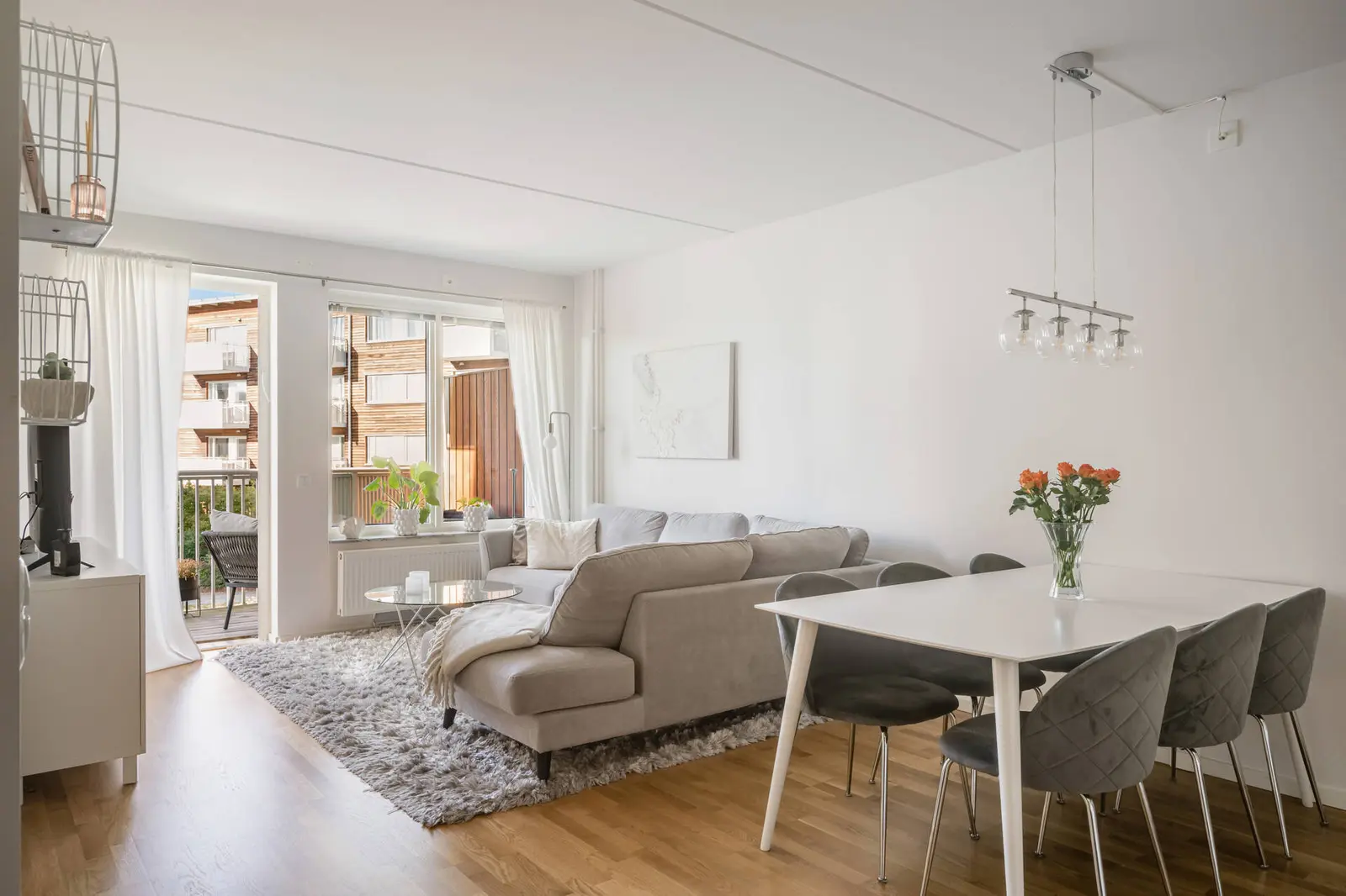 Lägenhet, Boplatsvägen 9, Sundbyberg. Bild 1 av 29