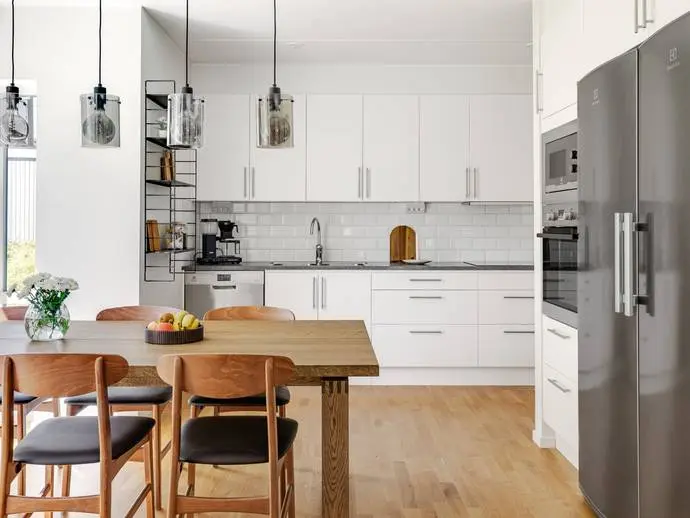 Bild 1 av 20 på Hemvägen 16A