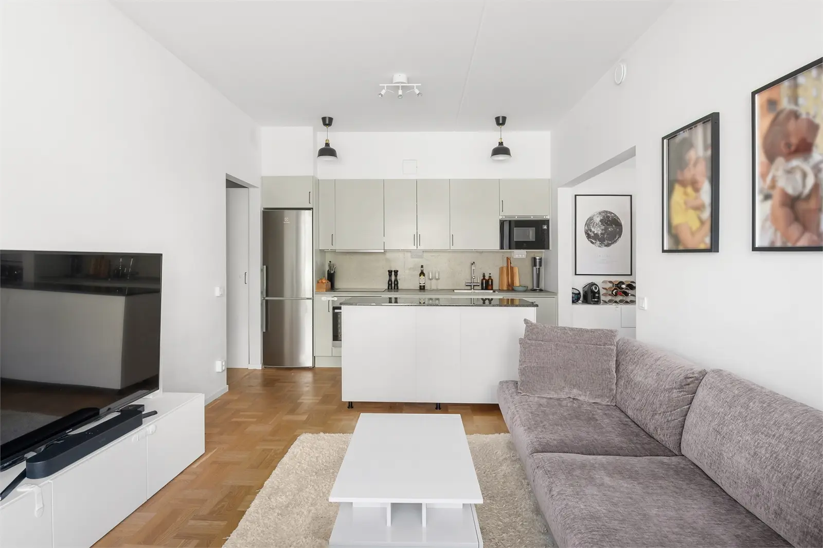 Apartment, Ursviks Allé, Sundbyberg. Photo 1 of 23