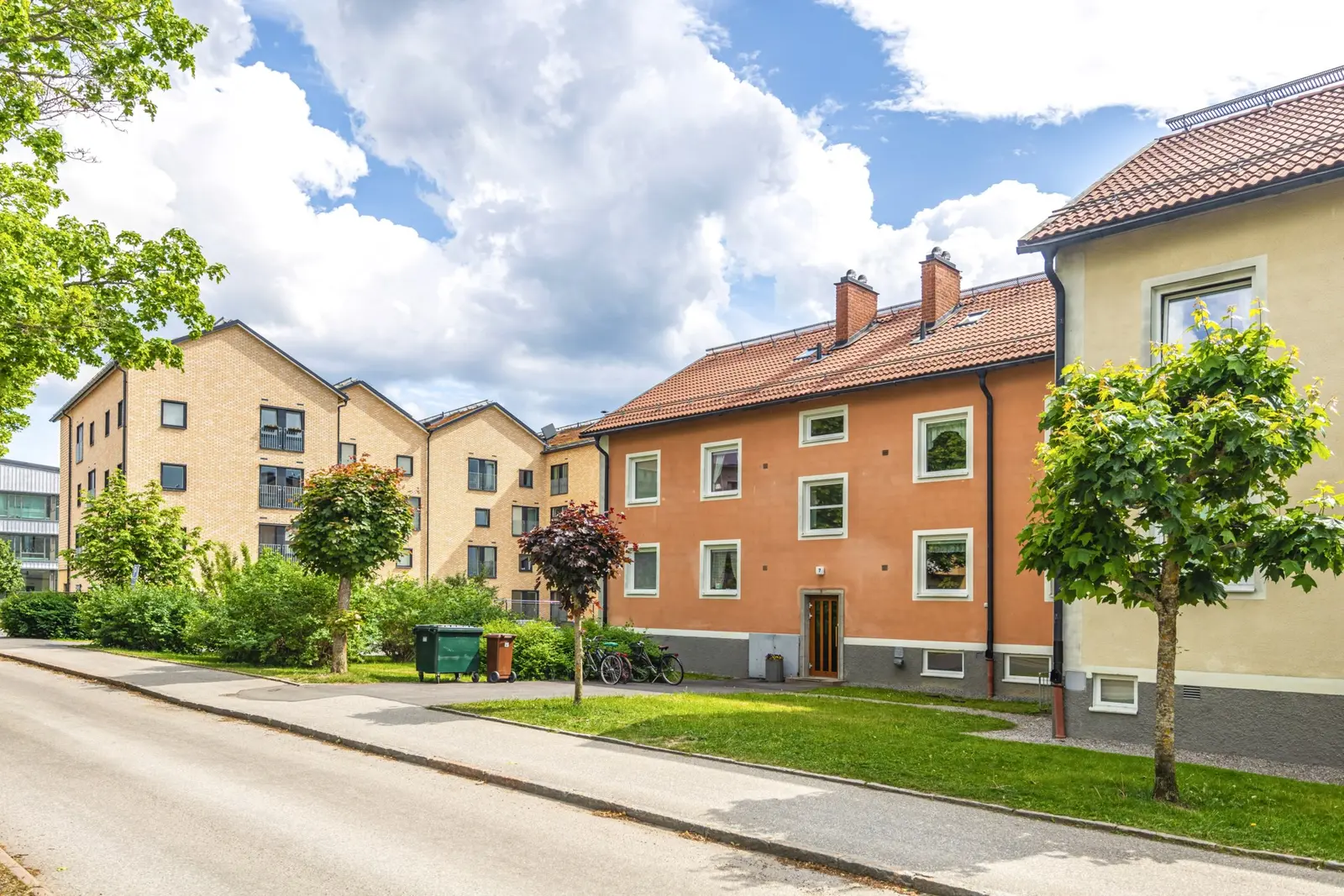 Image 1 of 28 of Allévägen 7