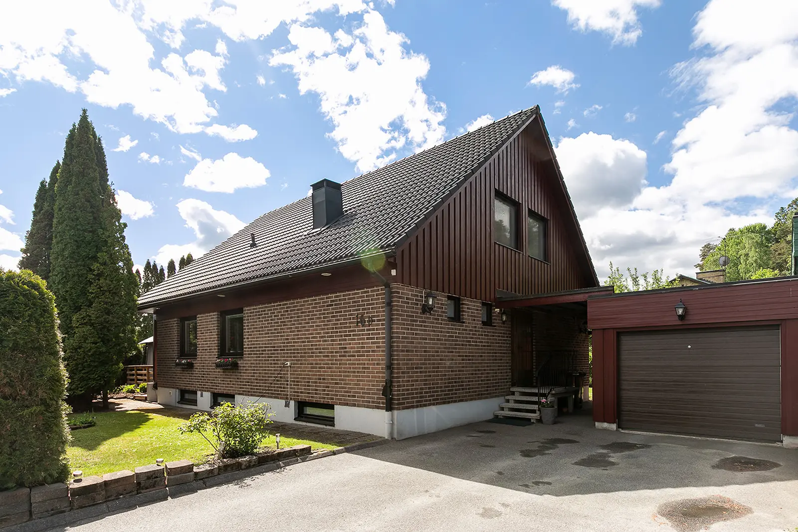 Image 1 of 25 of Byvägen 16D