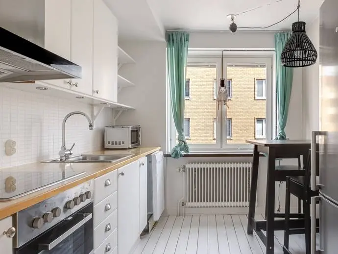 Lägenhet, Kansligatan 5A. Bild 1 av 11