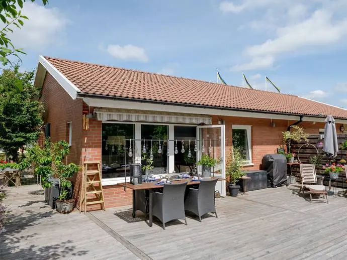 Lägenhet, Kollegievägen 34. Bild 1 av 20