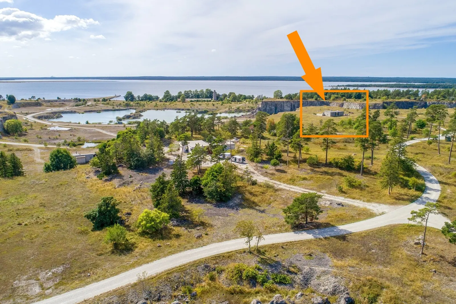 Bild 1 av 5 på Bungenäs Frontvägen 12