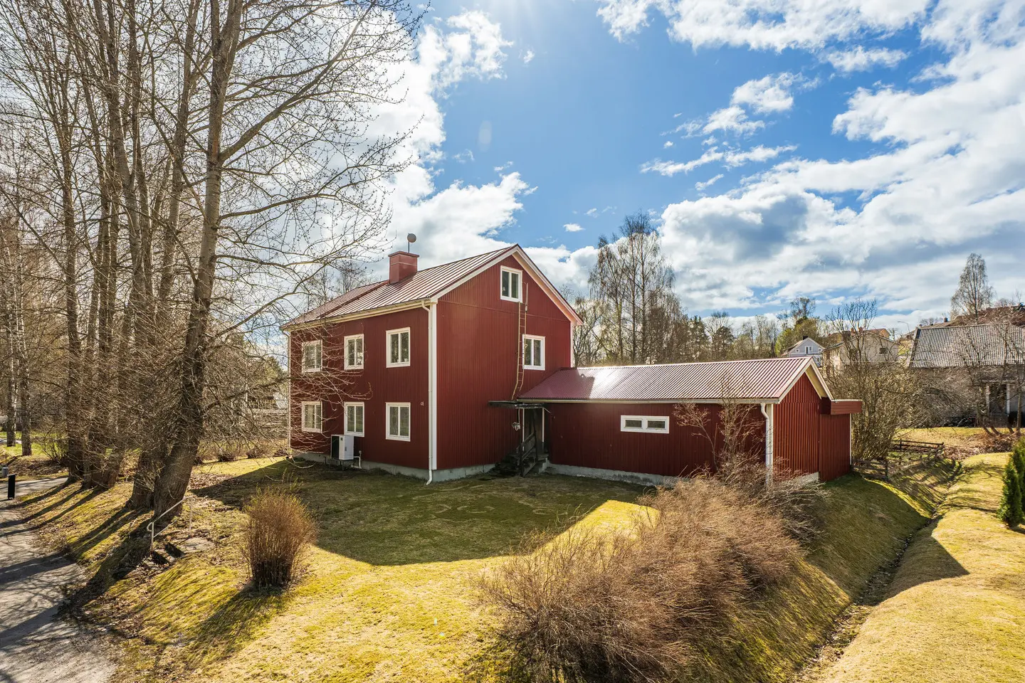 House, Gamla Domsjövägen 48. Photo 1 of 5