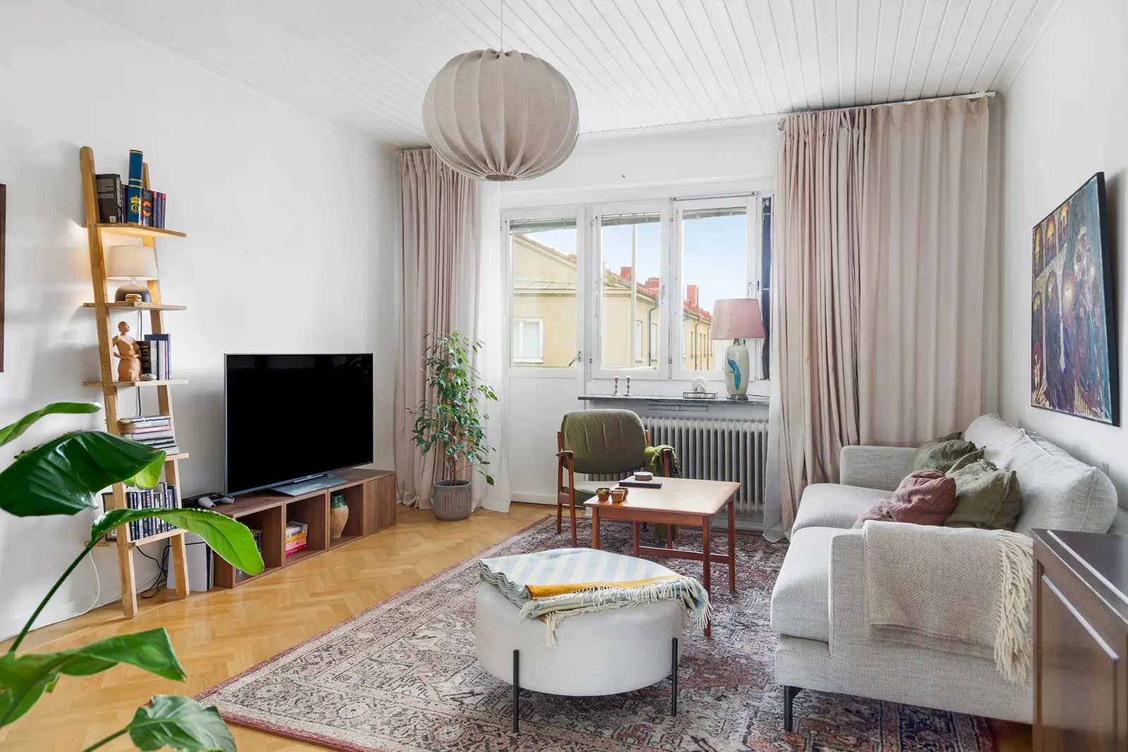 Lägenhet, Västra Bangatan 33 B. Bild 1 av 5