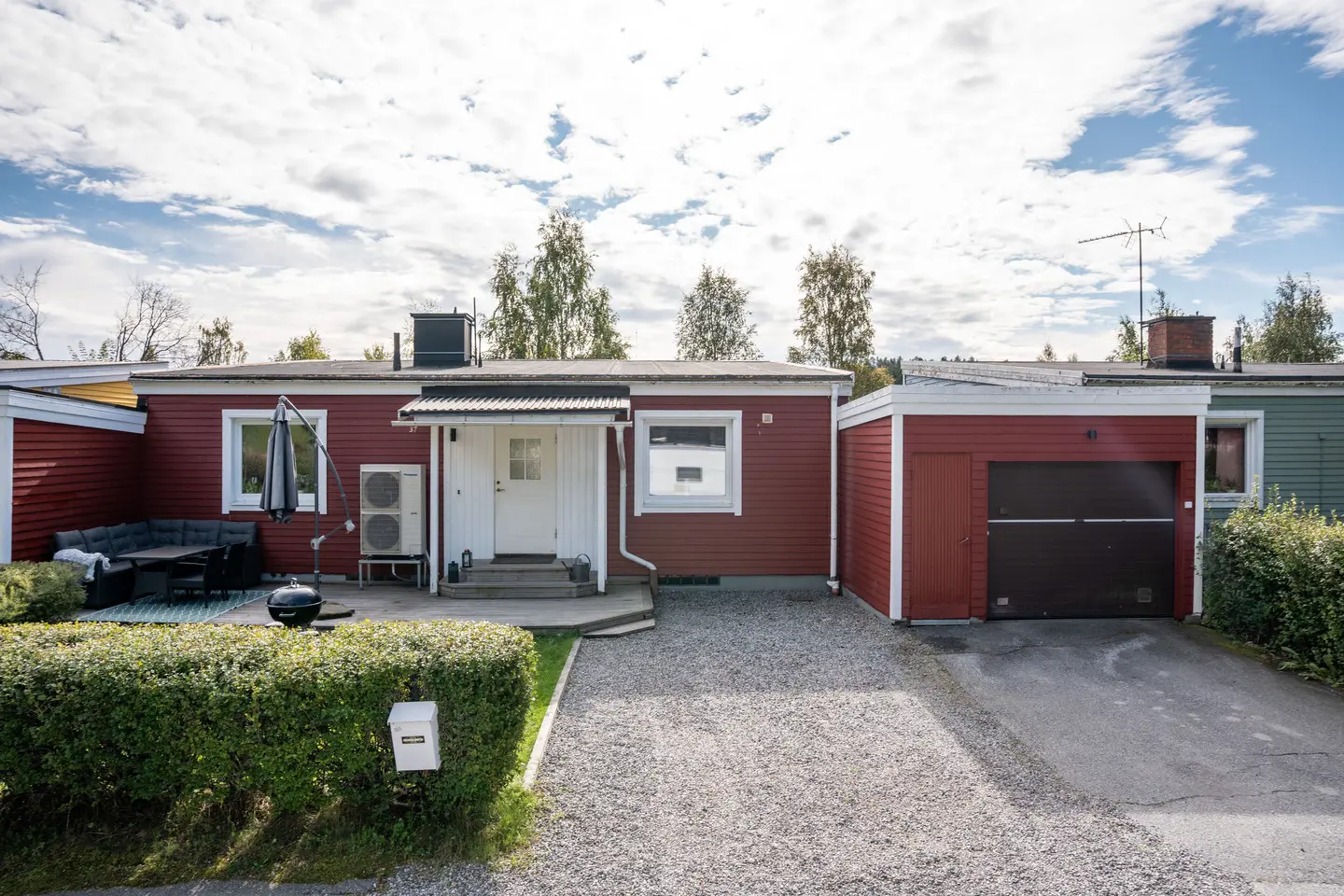 Image 1 of 34 of Mällbyvägen 37